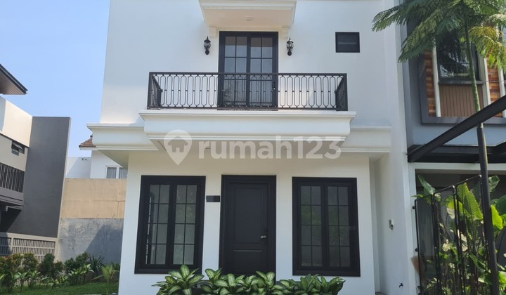 DIJUAL RUMAH BARU 3 LANTAI AMERICAN CLASSIC LOKASI DI THE ICON BSD CITY 