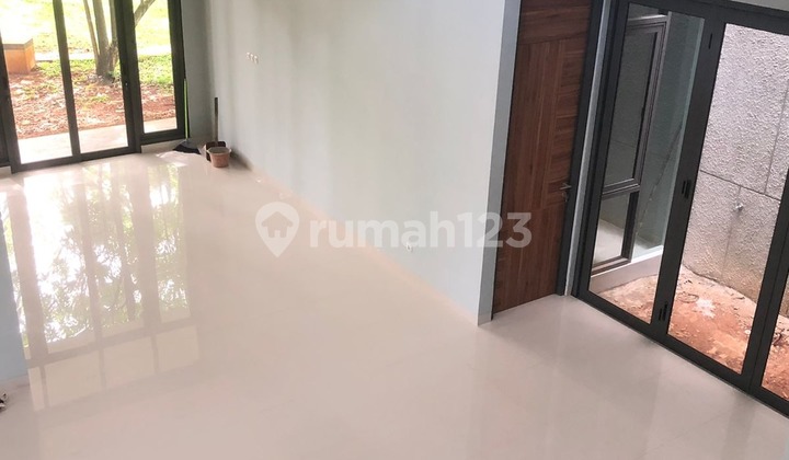 Di Jual Cepat Rumah Samping Taman Utama Free, Lokasi Strategis Dekat Gate Tol dan AEON Mall di The Icon BSD City