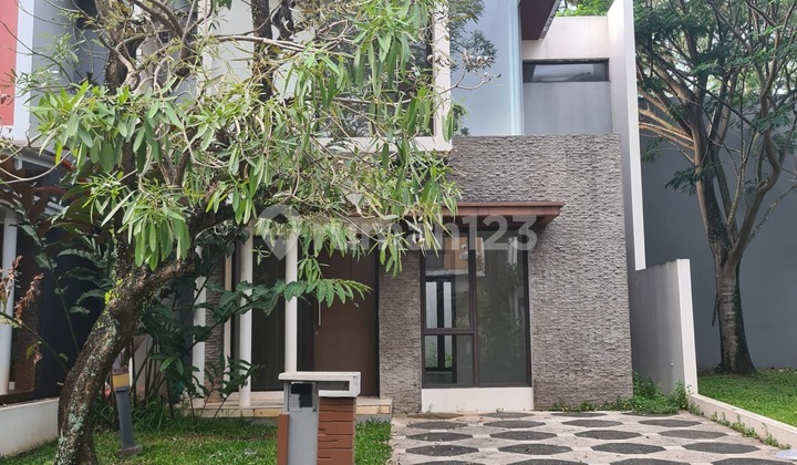 Quick Sale 2-Story Move-In Ready House, Located in Foresta BSD Quick Sale 2-Story Move-In Ready House, Located in Foresta BSD