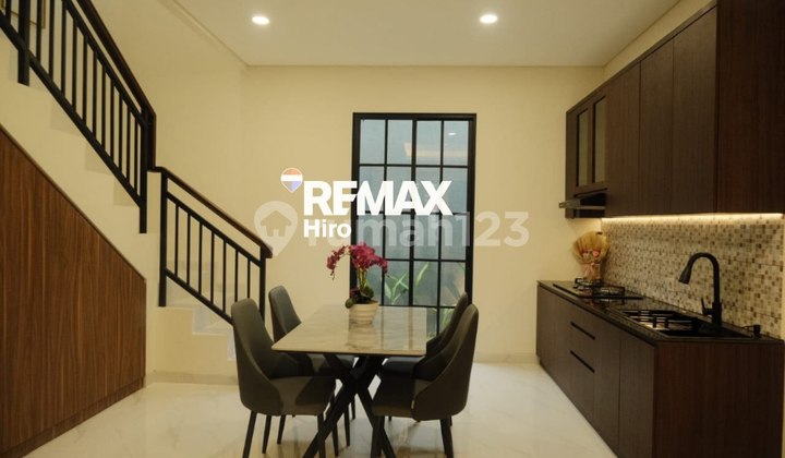 Dijual Rumah Baru 2 Lantai Bebas Banjir Di Daerah Mustikajaya