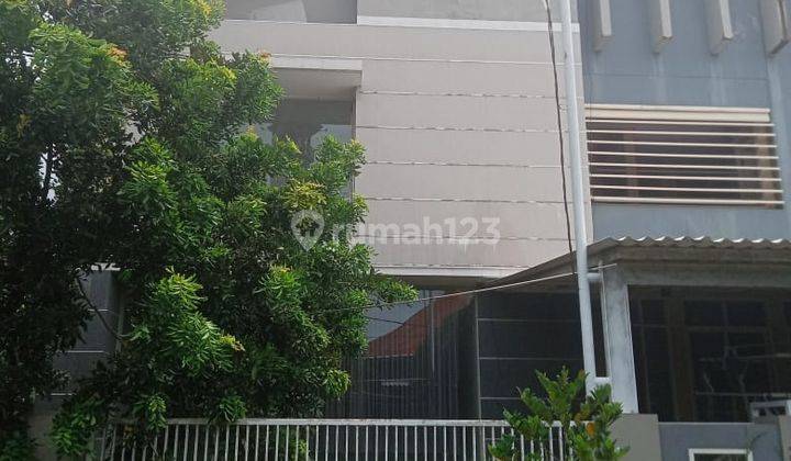 Dijual Rumah Minimalis 2 Lantai SHM di Raya Deltasari Sidoarjo 2