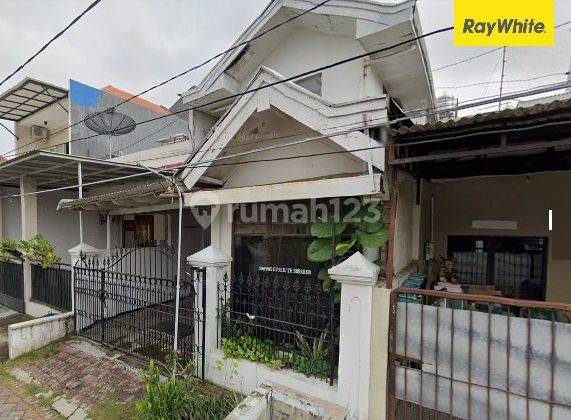 Disewakan Rumah 2 Lantai di Simpang Darmo Permai Utara Surabaya 1