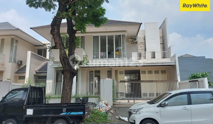 Dijual Rumah 2 Lantai SHM di Royal Residence Surabaya 1
