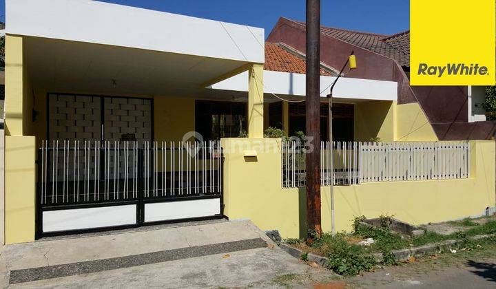 Dijual Rumah SHM di Jalan Gayungsari Surabaya 1