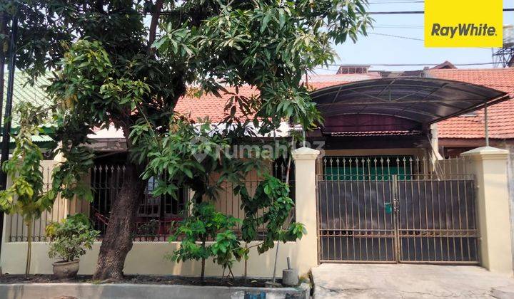 Dijual Rumah SHM di Rungkut Asri Barat Surabaya 1