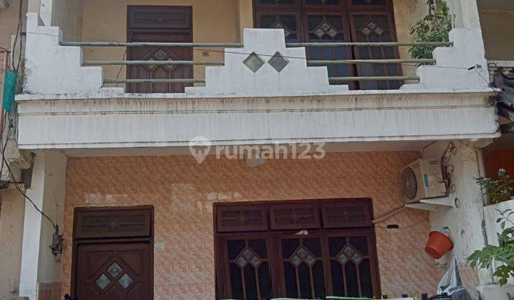 Dijual Rumah 2 Lantai SHM di Jl Banyu Urip Kidul Surabaya 1