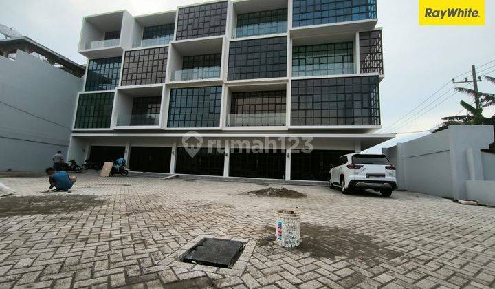 Dijual Ruko 4 Lantai Strategis di Jalan Dinoyo Surabaya Pusat 1