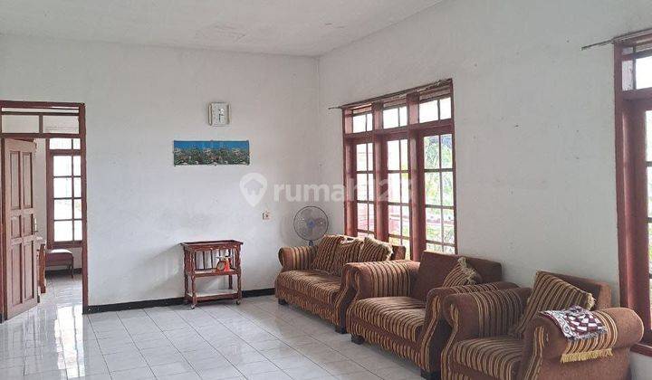 Rumah Hitung Tanah Di Komplek Unpad Cigadung 1