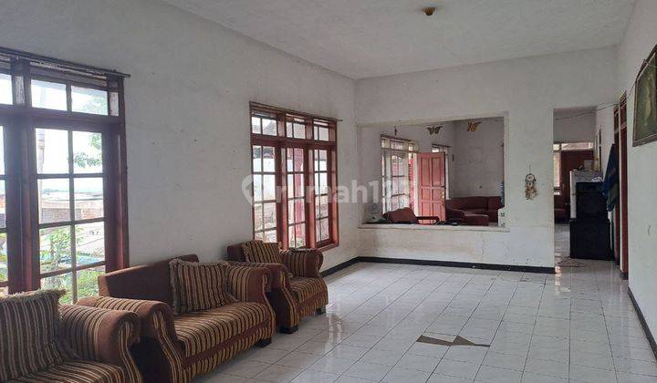 Rumah Hitung Tanah Di Komplek Unpad Cigadung 2