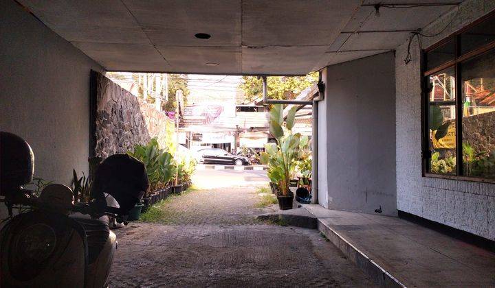 Ruang Usaha Strategis Dago 1