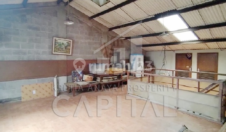 Rumah Dan Bangunan Bisa Untuk Usaha di Sutami Bandung