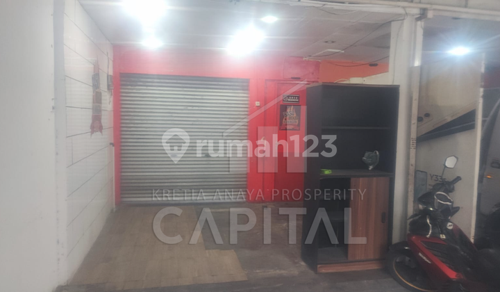 Ready-to-Use Commercial Space for Various Businesses in Buah Batu Wing, Bandung Ready-to-Use Commercial Space for Various Businesses in Buah Batu Wing, Bandung