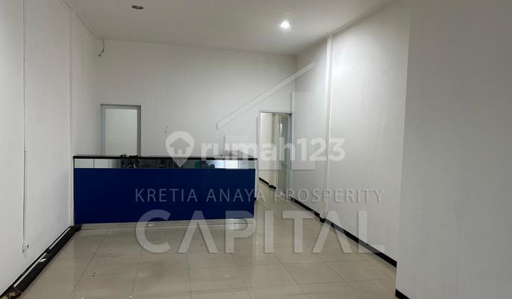 Ruko Karapitan Siap Pakai Dengan Posisi Strategis di Tengah Kota Bandung Cocok Untuk Segala Usaha