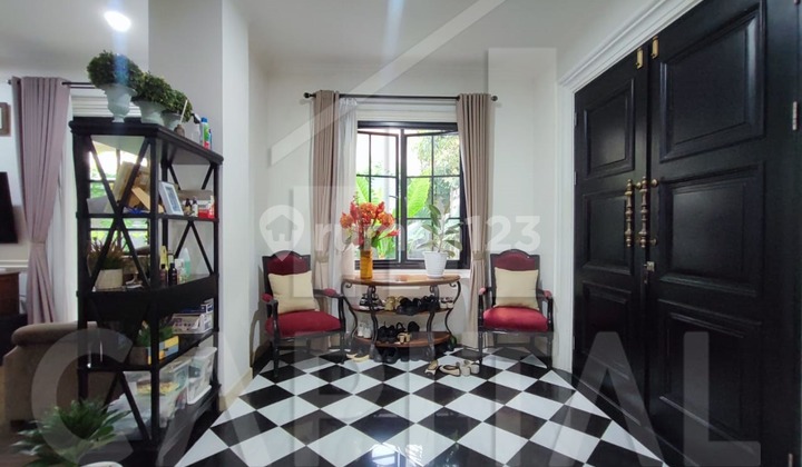 Beautiful Fully Furnished House Ready to Live In with Quiet and Private Location in Prv Gegerkalong 2