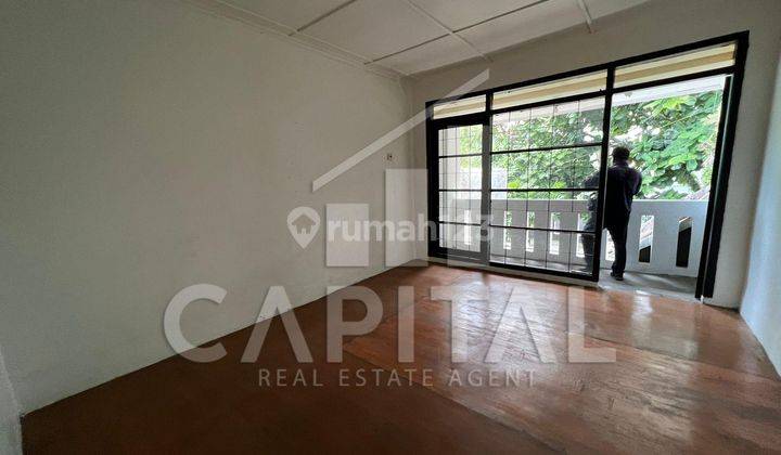 For Rent Rumah 2 Lantai Sayap Riau, Bandung