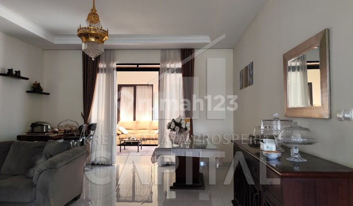 Comfortable and Ready to Occupy House in Setiabudi Regency 2