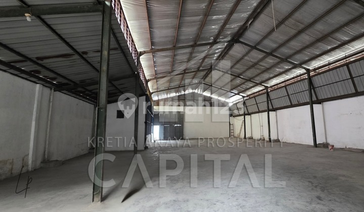 Gudang Siap Huni Dan Pakai di Sayap Taman Kopo Indah 1