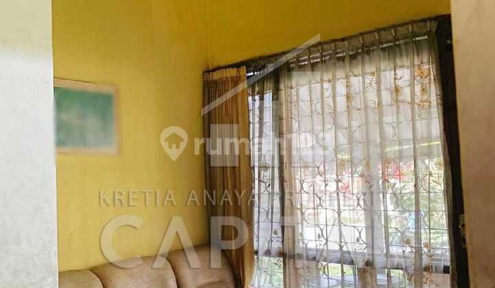 Two-Story Hook House in the Comfortable Nan Cluster at Kopo Permai Bandung 2