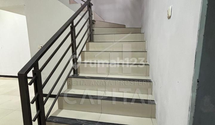 3-Storey Commercial Shophouse on Mainroad Bojongsoang, Terusan Buah Batu, Bandung 2