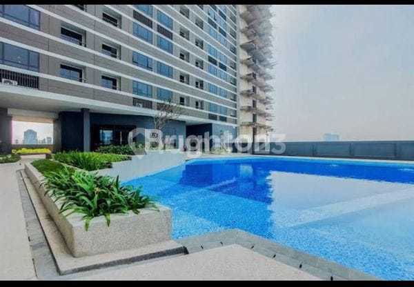 Apartemen Furnishe Bawa Koper Saja Lantai 16. Oak Private Suite -Collin Dekat Pintu Tol Raya Serpong Boulevard Tangerang