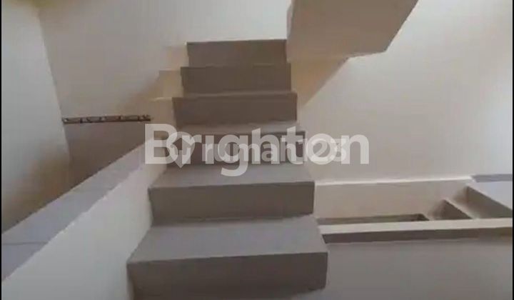 Awesome 3-Story Move-In Ready House in Taman Crysant, Kencana Loka BSD – Fully Renovated! 2