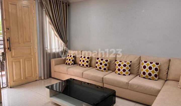 Rumah Bagus 3 Lantai + Rooftop Di Bandengan Selatan Jakarta Utara - Semi Furnished Dan Siap Huni  2