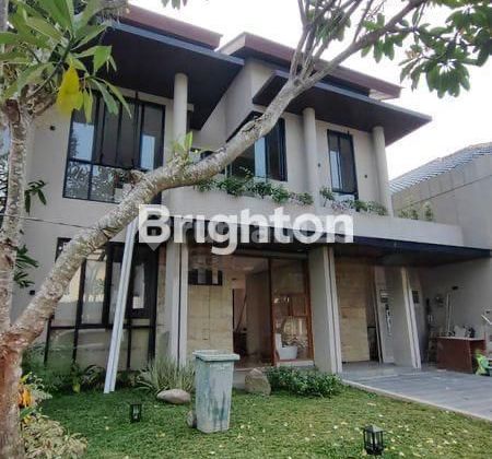 Rumah  Minimalis Bangunan Mandiri di Kawasan Exclusive Lippo Central 2