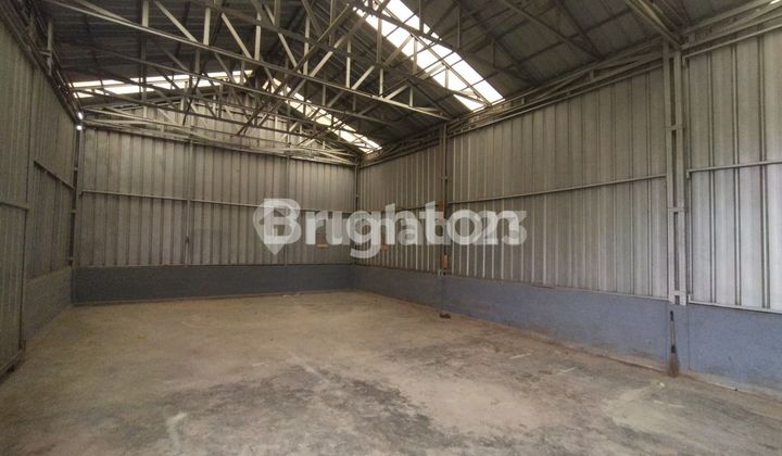 Warehouse on Jl Diklat Pemda Kab Tangerang Warehouse on Jl Diklat Pemda Kab Tangerang