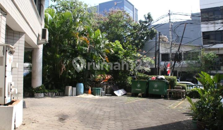 Ready-to-Use Building in Kelapa Gading,Strategic,Jln. Boulevard Raya,Rarely Available 2