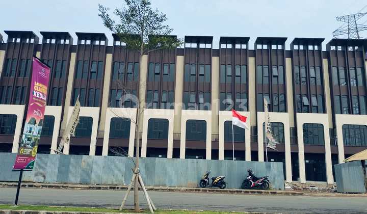 Exclusive RUKO @GRAND KOTA BINTANG, in front of TELAGA SAMPIREUN, strategic and very crowded. 2