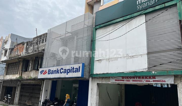 Shop-House in an Established Area, Morning Market Jakarta, Long-Term Leased by a Bank, Suitable for Investment 2