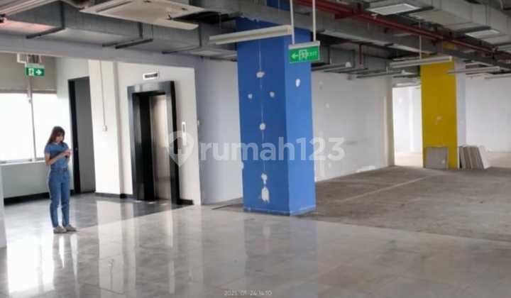 Gedung siap pakai utk kantor,kampus,usaha dll,strategis,akses mudah di ciputat raya,keb lama 2