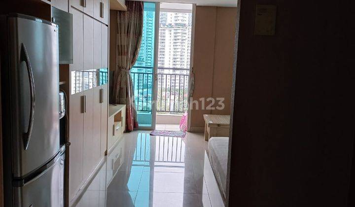 Apartment Springhill Terrace studio, Pademangan, Furnished 5