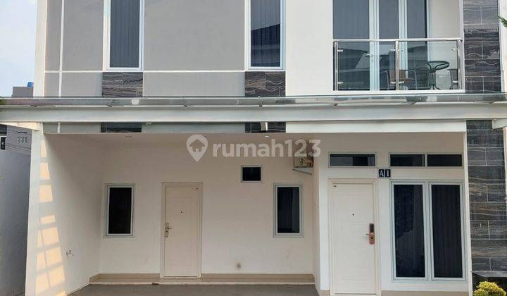 Di  rumah cantik juga elegant bebas banjir di pusat tengah  kota 2