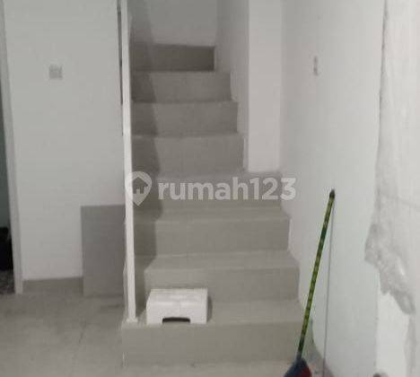 Di  Rumah 2 Lantai Bebas Banjir Di Taruna Bebas Banjir Rumah 2