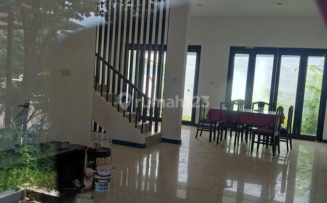 Disewakan Rumah Siap Huni di Cluster Asia Tropis Harapan Indah

 4