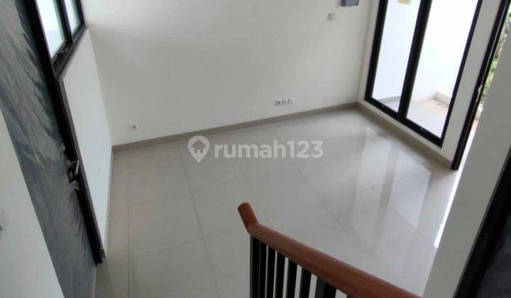 Dijual Rumah Siap Huni di Cluster Lavesh Harapan Indah Bekasi

 2