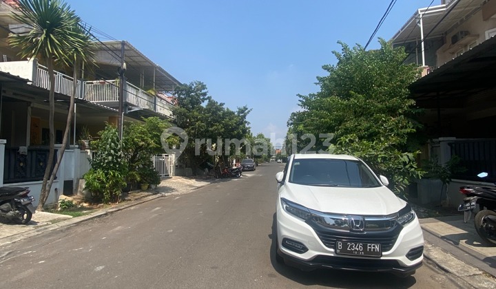 Disewakan Rumah di Cluster Taman Puspa Harapan Indah Bekasi 2