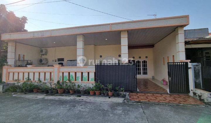 DIjual Rumah Siap Huni Perum Bekasi Jaya Indah

 1