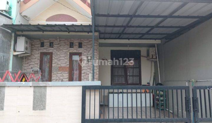 Rumah 1 Lantai dekat Harapan Indah Bekasi di Taman Harapan Baru

 1