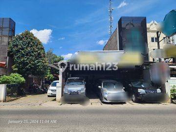 Dijual Tanah Bonus Banguanan Cocok Untuk Usaha di Jalan Caman
 1