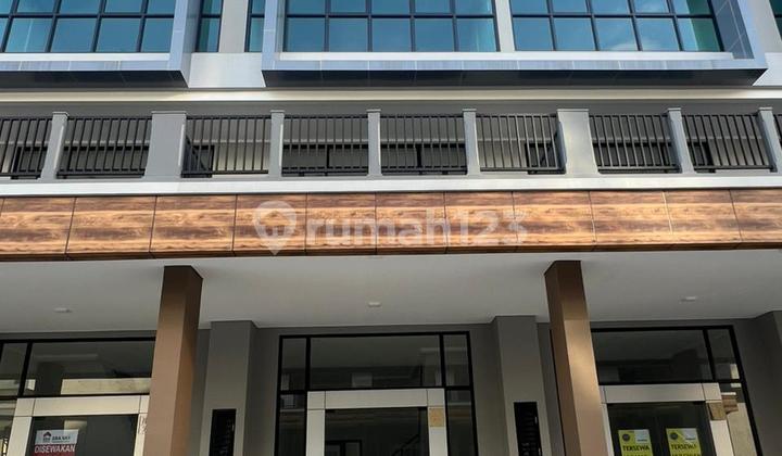 Disewakan.celat Ruko Crystal Summarecon Bekasi Disewakan.celat Ruko Crystal Summarecon Bekasi