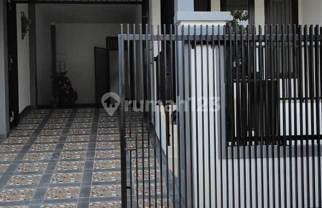 Rumah Cantik Di Kemang Pratama 2 Dijual Segera 2