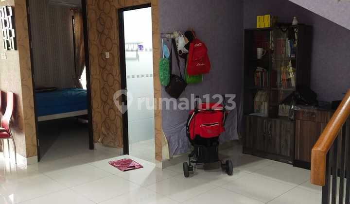 2.5-Story House Ready to Occupy in Arana Cluster, Harapan Indah, Bekasi 2