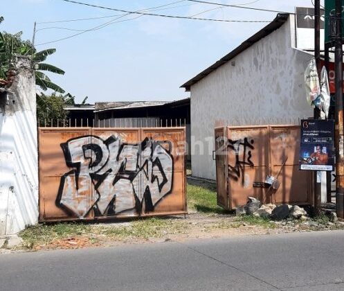 For Sale 1330 m2 Land with Building Bonus on Muchtar Tabrani Street, Kaliabang Nangka, Perwira, Bekasi