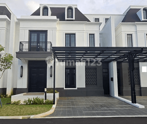 Disewakan Rumah Mewah Attic Dan Luas Di Cluster Jasmia Summarecon Crown Gading 1