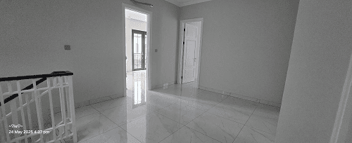 Disewakan Rumah Mewah Attic Dan Luas Di Cluster Jasmia Summarecon Crown Gading 2