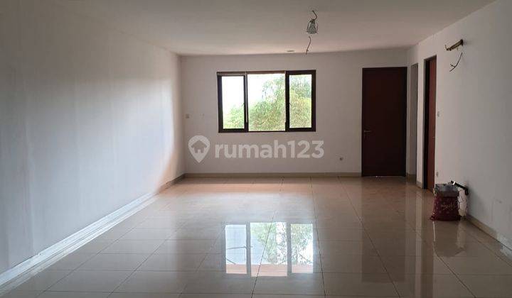 Rumah Kontrakan 2 Lantai Bagus Unfurnished SHM di Menteng, Jakarta Pusat 1