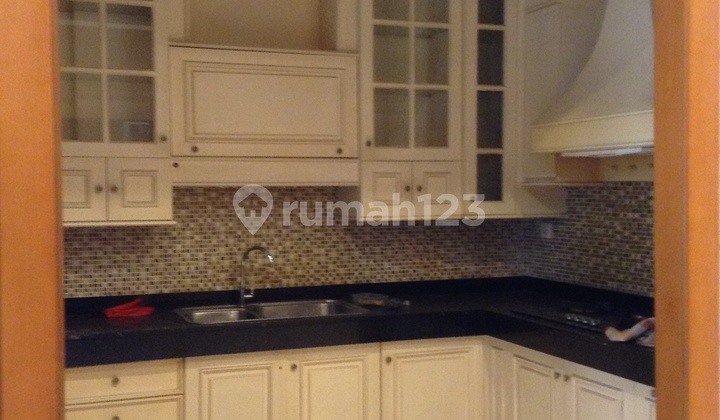 Disewakan Apartement Mediterania Garden Residences 2 (Tanjung Duren) Type Townhouse 3Br Unfurnished Bagus 2