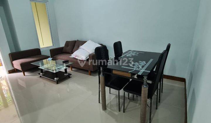 Dijual rumah cantik hook tengah di Sentul city 2